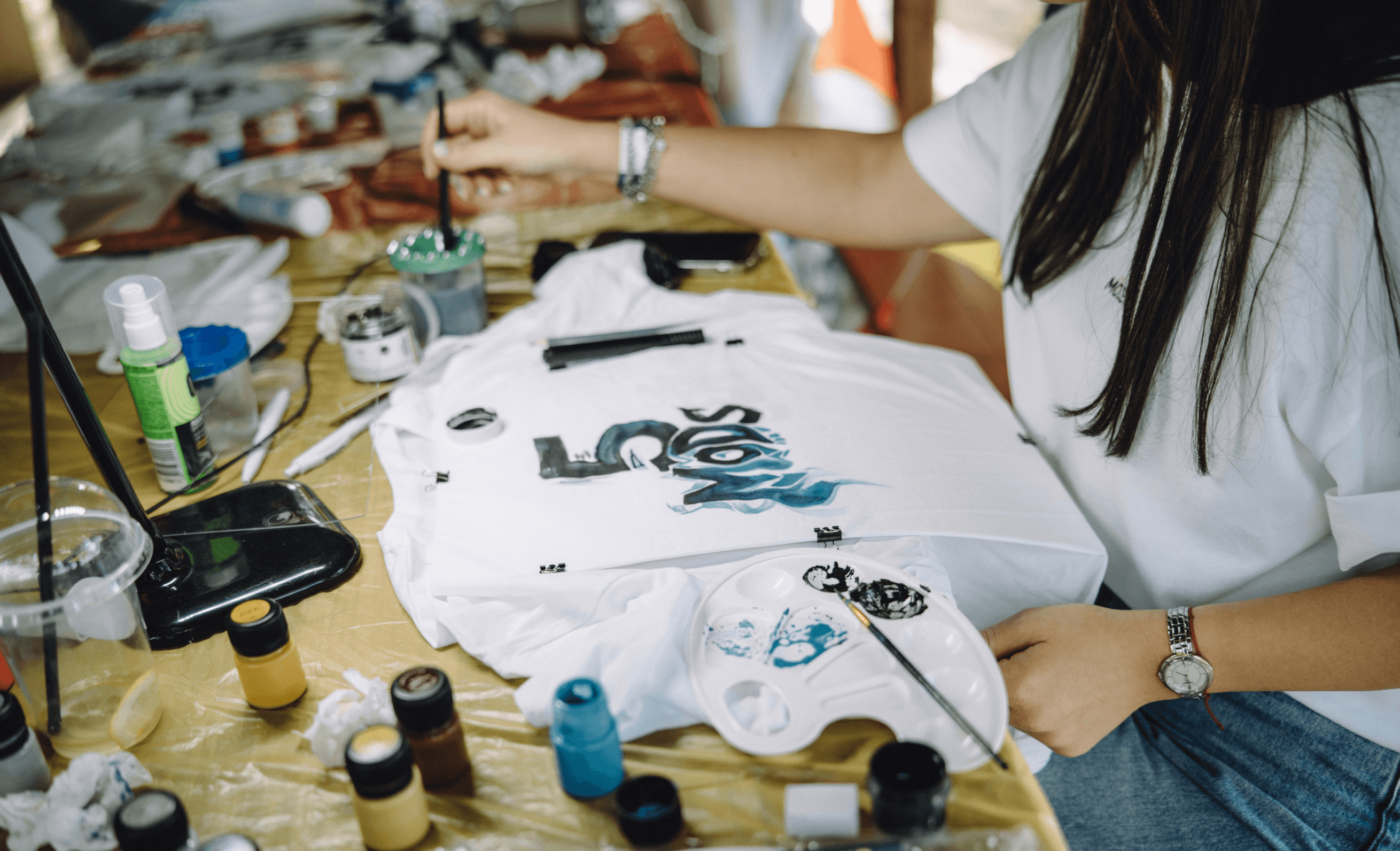 Drawing on T-shirts Drawing on T-shirts